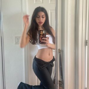 Meet your Posher, Jessenia